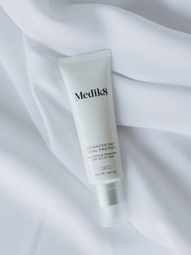 Антивіковий омолоджувальний крем із SPF 30 і 5-зірковим захистом від UVA Medik8 Advanced Day Total Protect SPF 30, 50 мл