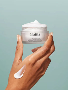 Щоденний Зволожуючий Крем Medik8 TOTAL MOISTURE DAILY FACIAL CREAM, 50 мл